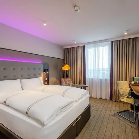 Premier Altstadt Hotel 3*
